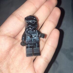 NEW LEGO FIRST ORDER PILOT FROM SET 75101 STAR WARS EPISODE 7 (SW0672)
